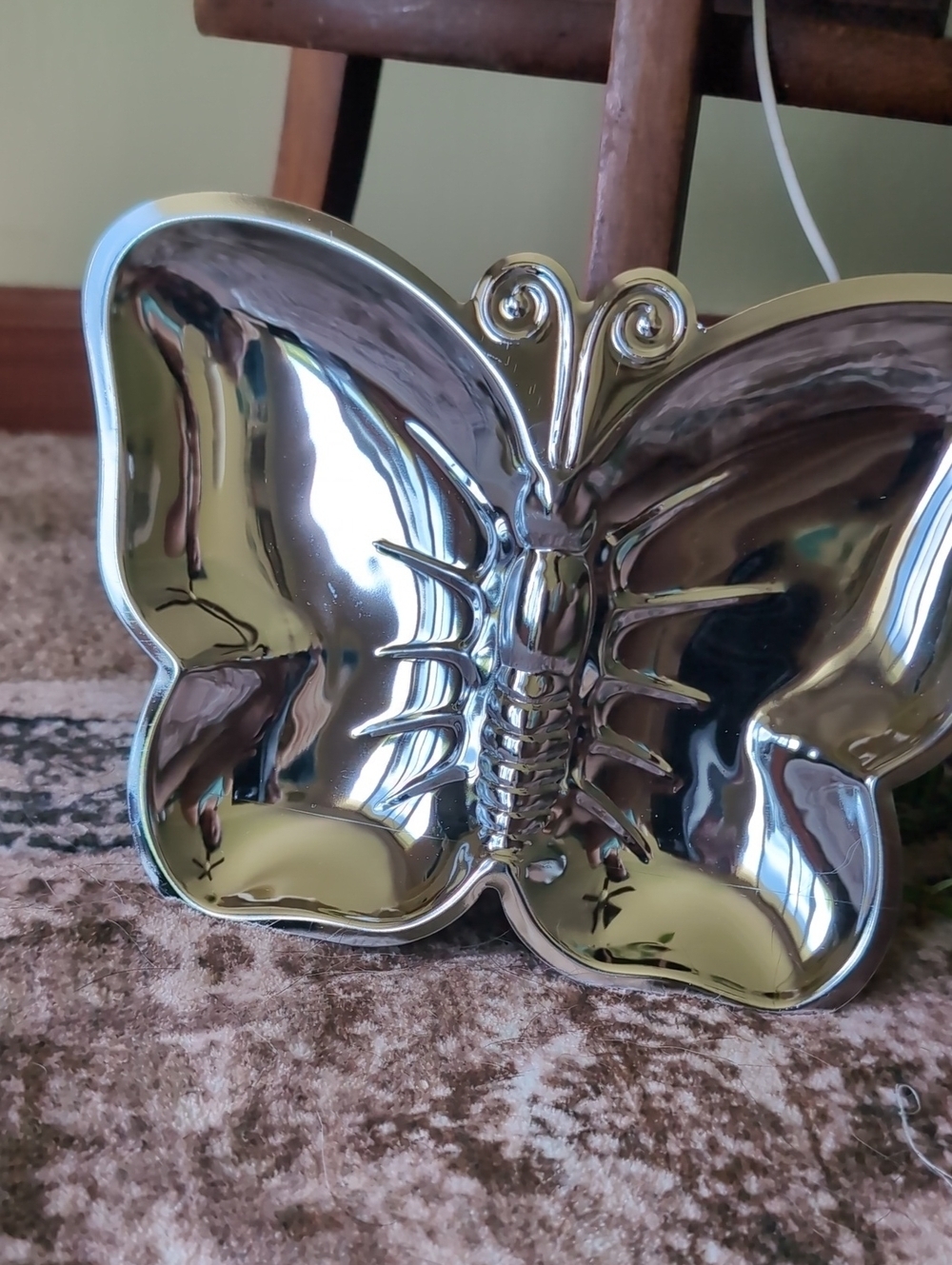 Butterfly Dish - Picture 9 of 9